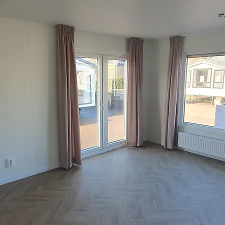Apartment Recreatiepark De Watersnip