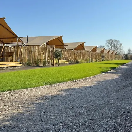 아파트 Recreatiepark De Watersnip